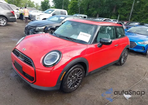 2025 Mini Hardtop Cooper z USA, uszkodzony, nr VIN WMW13GD09S2W96926